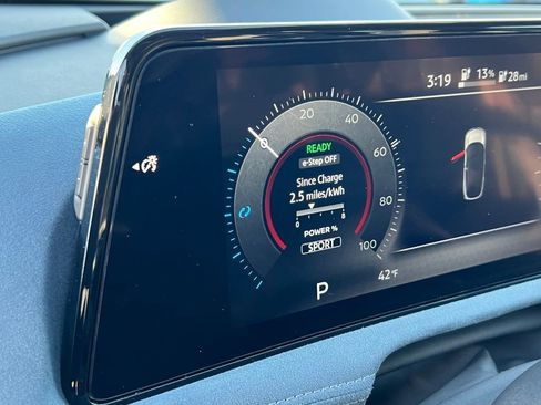 Used 2023 Nissan Ariya image 25