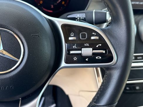 Used 2022 Mercedes-Benz GLC 300 image 15