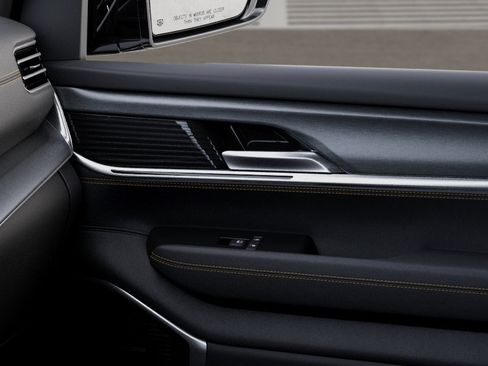 New 2026 Jeep Grand Wagoneer 4WD image 25