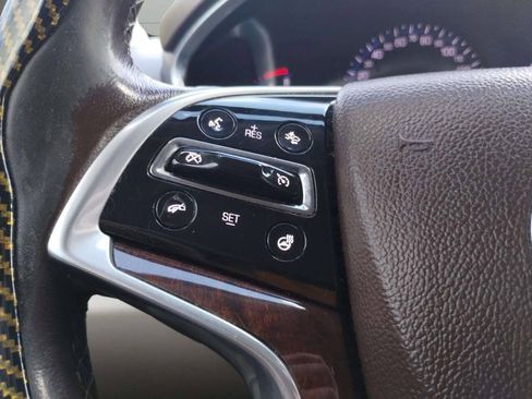 Used 2014 Cadillac SRX Luxury w/ Driver Awareness Package AWD/4WD image 27