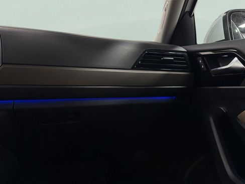 Certified 2021 Volkswagen Jetta SEL Premium image 39