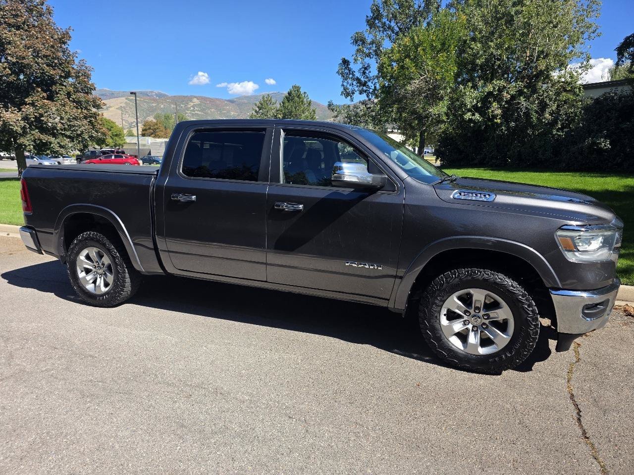 Used 2022 RAM 1500 Laramie AWD/4WD image 5