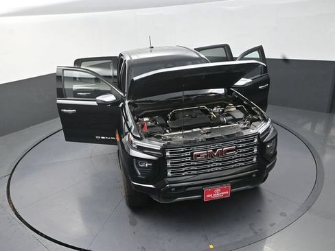 Used 2023 GMC Canyon Denali AWD/4WD image 39