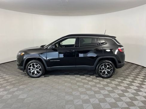Used 2026 Jeep Compass Limited AWD/4WD image 4