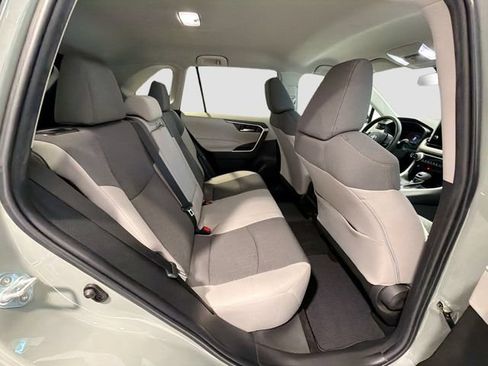 Used 2023 Toyota RAV4 XLE AWD/4WD image 22