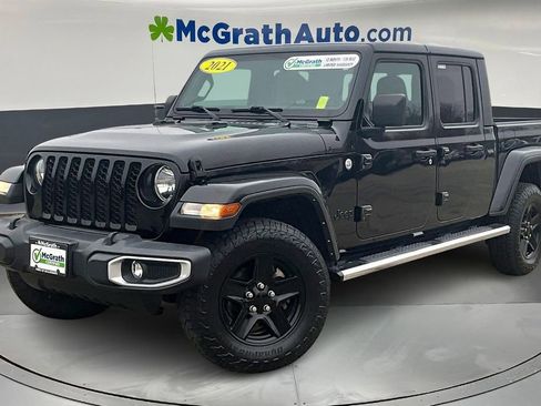 Used 2021 Jeep Gladiator Sport image 3