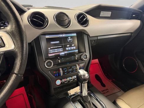 Used 2015 Ford Mustang GT Premium w/ Equipment Group 401A RWD image 29