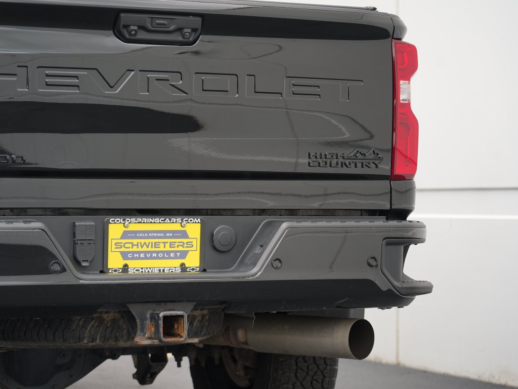 Certified 2024 Chevrolet Silverado 3500 High Country w/ High Country Premium Package AWD/4WD image 10