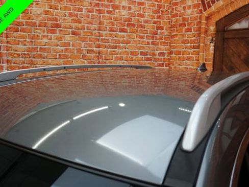 Used 2017 Nissan Rogue SV w/ SV Premium Package image 93