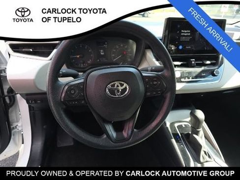 Used 2023 Toyota Corolla LE FWD image 8
