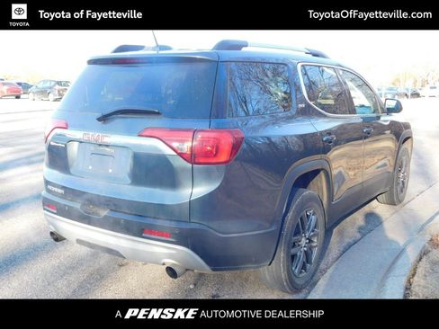 Used 2019 GMC Acadia SLT image 11