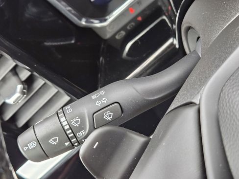 Used 2024 Chevrolet Silverado 1500 LT Trail Boss w/ LT Trail Boss Premium Package image 27