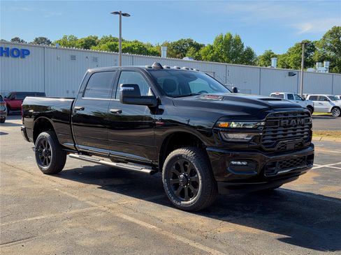 New 2026 RAM 2500 Tradesman AWD/4WD image 3