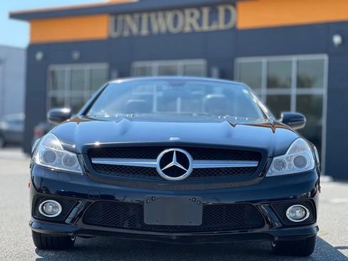 Used 2009 Mercedes-Benz SL 550 w/ Premium I Pkg image 2