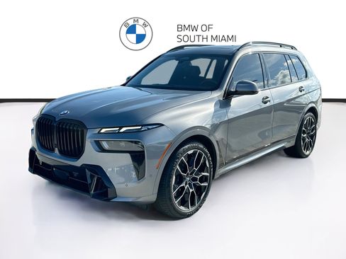 Certified 2024 BMW X7 xDrive40i w/ M Sport Package AWD/4WD image 3