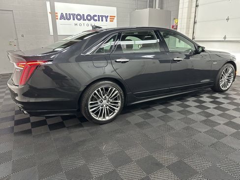 Used 2019 Cadillac CT6 V w/ Driver Assist Package image 11