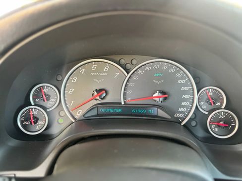 Used 2006 Chevrolet Corvette Convertible w/ Preferred Equipment Group image 25