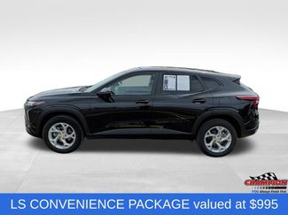 Used 2024 Chevrolet Trax LS w/ LS Convenience Package FWD video 2