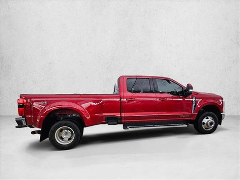 Used 2023 Ford F350 Lariat w/ FX4 Off-Road Package AWD/4WD image 4