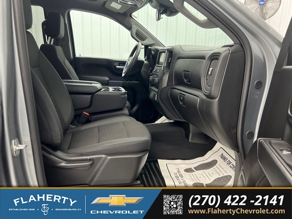 Used 2025 Chevrolet Silverado 1500 Custom AWD/4WD image 15