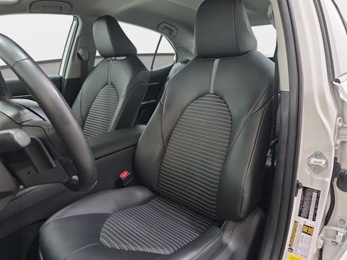 Certified 2024 Toyota Camry SE FWD image 12