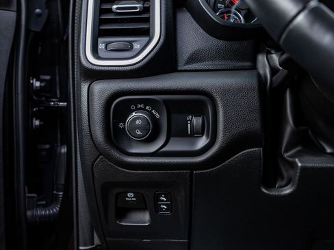 Used 2024 RAM 1500 Big Horn image 22