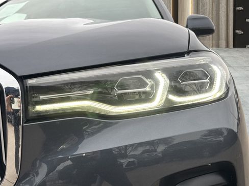 Used 2020 BMW X7 xDrive50i w/ Cold Weather Package image 17