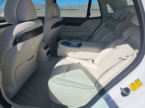 Used 2025 Genesis G90 3.5T AWD/4WD image 4