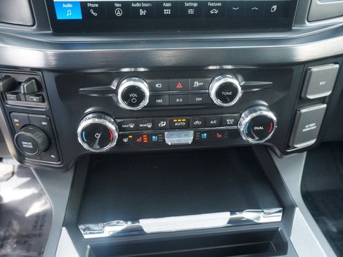 Used 2025 Ford F350 Lariat w/ Black Appearance Package AWD/4WD image 13