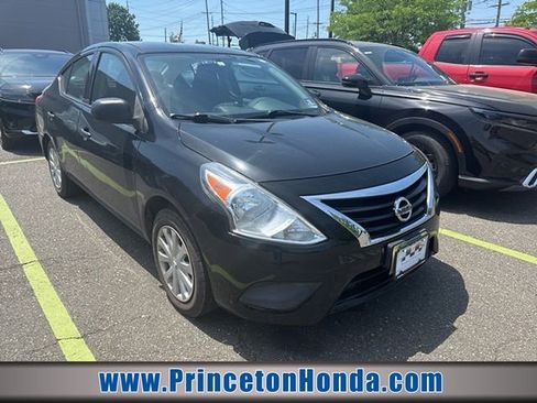 Used 2015 Nissan Versa S Plus FWD image 1