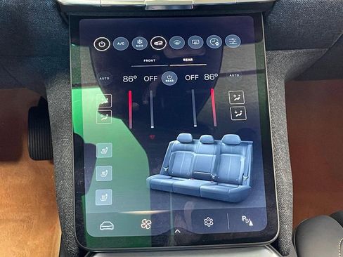 Used 2024 Lucid Air Touring image 38