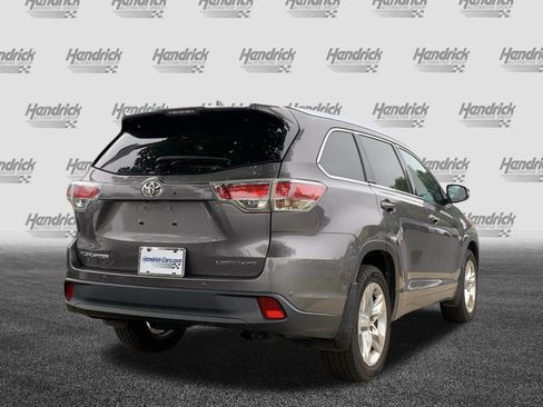 Used 2015 Toyota Highlander Limited Platinum AWD/4WD image 10