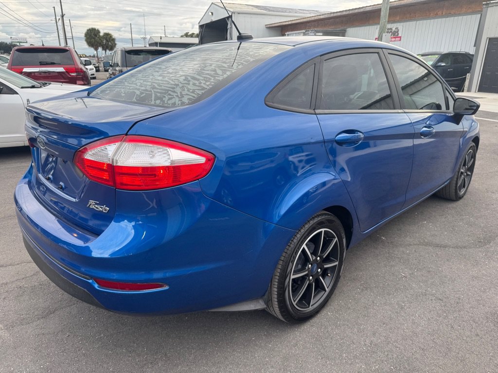 Used 2019 Ford Fiesta SE FWD image 5