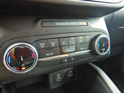 Used 2025 Ford Escape ST-Line AWD/4WD image 19