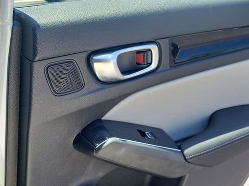 Used 2025 Honda Civic Sport Touring image 6