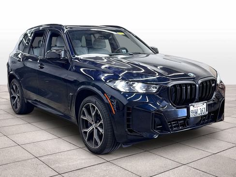 Used 2024 BMW X5 M60i AWD/4WD image 2