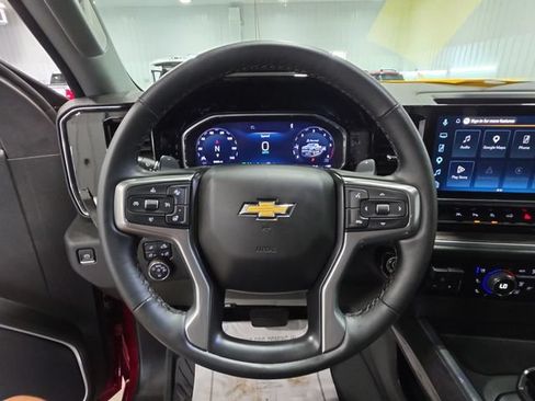 Used 2026 Chevrolet Silverado 1500 LTZ w/ LTZ Premium Package AWD/4WD image 18