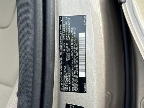 New 2026 Volvo XC60 B5 Plus w/ Protection Package Premier image 28