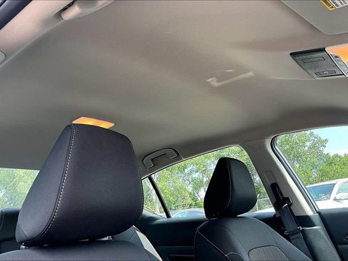 Used 2025 Nissan Altima 2.5 SV FWD image 19