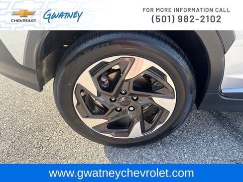 Used 2025 Subaru Crosstrek 2.5i Limited AWD/4WD image 11