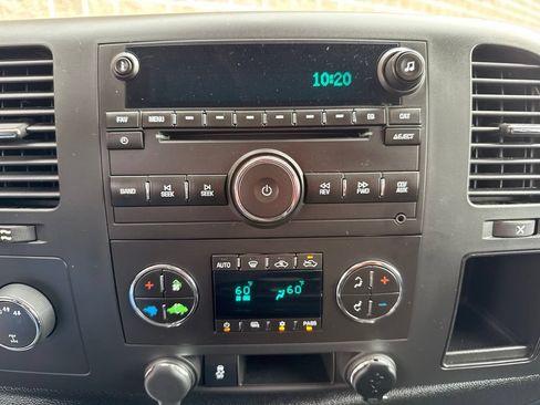 Used 2012 Chevrolet Silverado 1500 LT AWD/4WD image 21