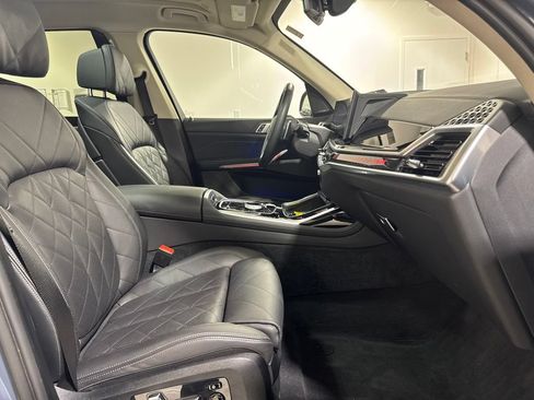 Used 2023 BMW X7 xDrive40i w/ Executive Package AWD/4WD image 29