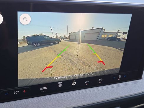 Used 2025 Ford Maverick XLT FWD image 18