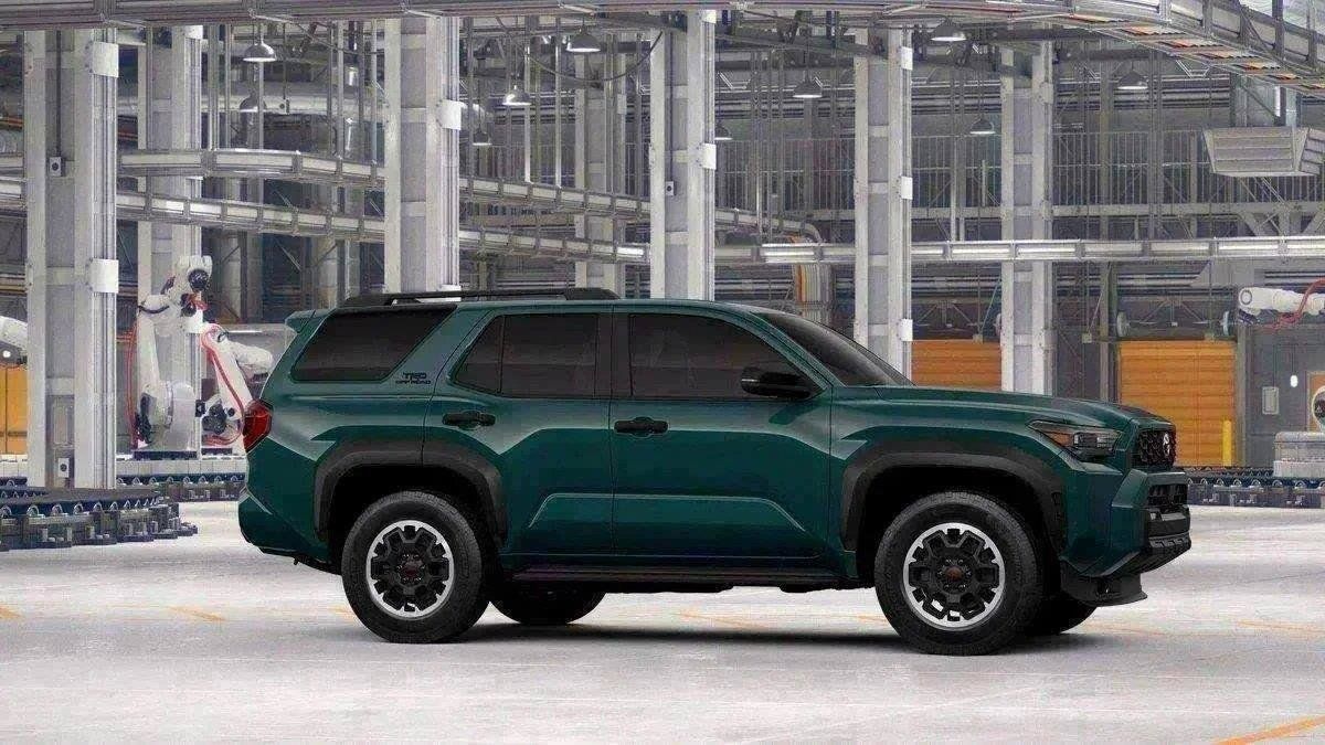 New 2026 Toyota 4Runner TRD Off-Road Premium AWD/4WD image 35