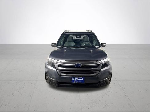 Certified 2025 Subaru Forester Premium image 3