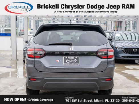 Used 2023 Honda Pilot LX image 6