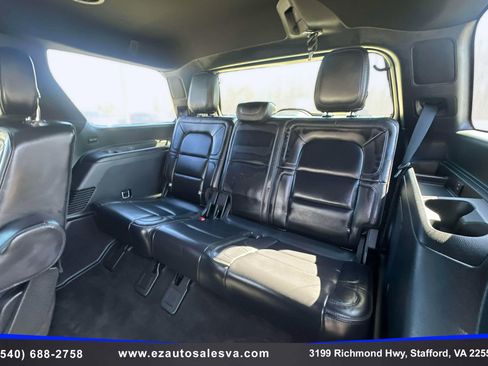 Used 2019 Lincoln Navigator Reserve image 21