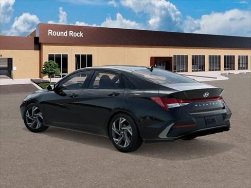 New 2026 Hyundai Elantra SEL Sport Premium FWD image 5