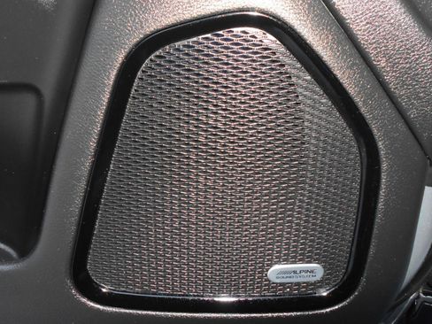 Certified 2024 Jeep Compass Limited w/ Sun and Sound Group image 14