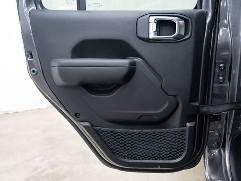 New 2026 Jeep Gladiator Sport image 24